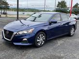 Thumbnail of 2019 Deep Blue Pearl Nissan Altima
