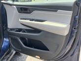Thumbnail of 2018 Obsidian Blue Pearl Honda Odyssey