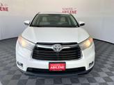 Thumbnail of 2016 Blizzard Pearl Toyota Highlander