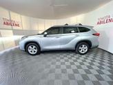 Thumbnail of 2023 Celestial Silver Metallic Toyota Highlander Hybrid