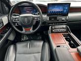 Thumbnail of 2023 Infinite Black Metallic Clearcoat Lincoln Navigator