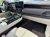 Thumbnail of 2024 Crystal Blue Metallic Lincoln Navigator