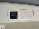 Thumbnail of 2024 Crystal Blue Metallic Lincoln Navigator