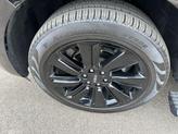 Thumbnail of 2024 Infinite Black Metallic Clearcoat Lincoln Navigator