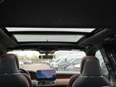 Thumbnail of 2024 Infinite Black Metallic Clearcoat Lincoln Navigator