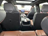 Thumbnail of 2024 Infinite Black Metallic Clearcoat Lincoln Navigator