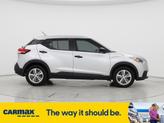 Thumbnail of 2020 Silver Nissan Kicks