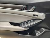 Thumbnail of 2018 Lunar Silver Metallic Honda Accord