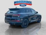 Thumbnail of 2022 Infinite Black Metallic Clearcoat Lincoln Corsair