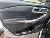 Thumbnail of 2022 Oxford White Ford Explorer