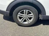 Thumbnail of 2022 Oxford White Ford Explorer