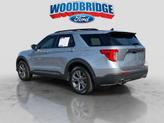 Thumbnail of 2022 Iconic Silver Metallic Ford Explorer