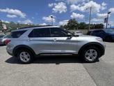 Thumbnail of 2022 Iconic Silver Metallic Ford Explorer