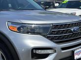 Thumbnail of 2022 Iconic Silver Metallic Ford Explorer
