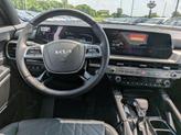 Thumbnail of 2025 Glacial White Pearl Kia Telluride
