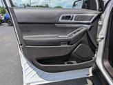 Thumbnail of 2015 Oxford White Ford Explorer