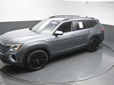 Thumbnail of 2025 Platinum Gray Metallic Volkswagen Atlas