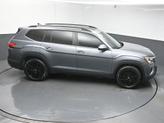 Thumbnail of 2025 Platinum Gray Metallic Volkswagen Atlas