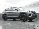 Thumbnail of 2025 Platinum Gray Metallic Volkswagen Atlas