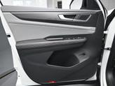 Thumbnail of 2025 Pure White Volkswagen Atlas