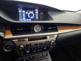 Thumbnail of 2014 Silver Lexus ES 300h