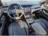 Thumbnail of 2024 Diamond Black Crystal Pearlcoat Jeep Grand Cherokee L