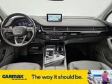 Thumbnail of 2018 Blue Audi Q7