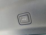 Thumbnail of 2025 Iridescent Pearl Tricoat Chevrolet Suburban