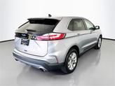Thumbnail of 2021 Iconic Silver Metallic Ford Edge