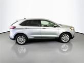 Thumbnail of 2021 Iconic Silver Metallic Ford Edge