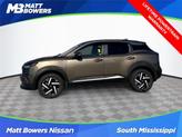 Photo of 2025 Canyon Bronze M Nissan Kicks