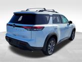 Thumbnail of 2025 Everest White P Nissan Pathfinder