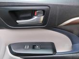 Thumbnail of 2016 Alumina Jade Metallic Toyota Highlander