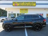 Thumbnail of 2018 Deep Black Pearl Volkswagen Atlas
