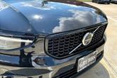 Thumbnail of 2025 Onyx Black Metallic Volvo XC40