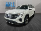 Photo of 2025 Pure White Volkswagen Atlas