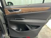 Thumbnail of 2026 Avocado Green Pearl Volkswagen Atlas