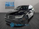 Photo of 2024 Deep Black Pearl Effect Volkswagen Tiguan