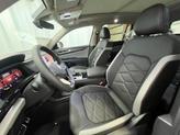 Thumbnail of 2025 Avocado Green Pearl Volkswagen Atlas