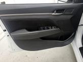 Thumbnail of 2018 White Hyundai ELANTRA