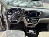 Thumbnail of 2018 Billet Silver Metallic Clearcoat Chrysler Pacifica
