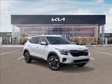 Thumbnail of 2025 Snow White Pearl Kia Seltos