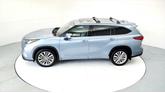 Thumbnail of 2022 Moon Dust Toyota Highlander
