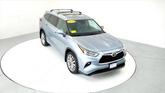 Thumbnail of 2022 Moon Dust Toyota Highlander