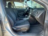 Thumbnail of 2015 Silver Ice Metallic Chevrolet Cruze