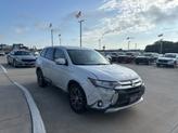 Thumbnail of 2018 Diamond White Pearl Mitsubishi Outlander