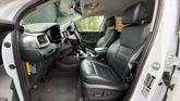 Thumbnail of 2017 Snow White Pearl Kia Sorento
