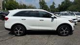 Thumbnail of 2017 Snow White Pearl Kia Sorento
