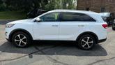 Thumbnail of 2017 Snow White Pearl Kia Sorento