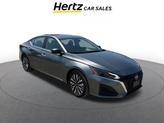 Photo of 2024 Gun Metallic Nissan Altima